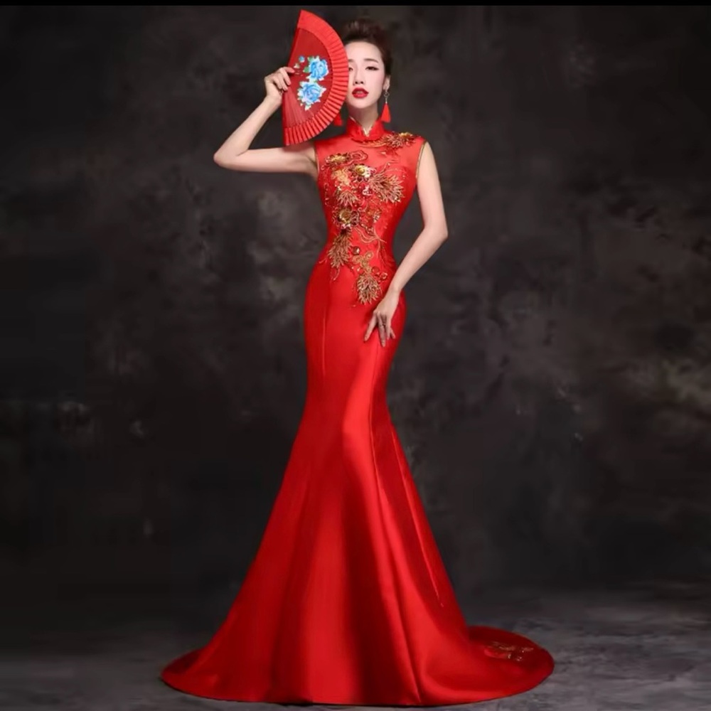 Chinese QiPao Red Gown with Gold Embroidery